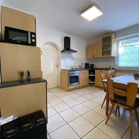 Fuer 2 Bis 11 Personen - Monteure - Gruppen Mit Parkplatz Appartement *