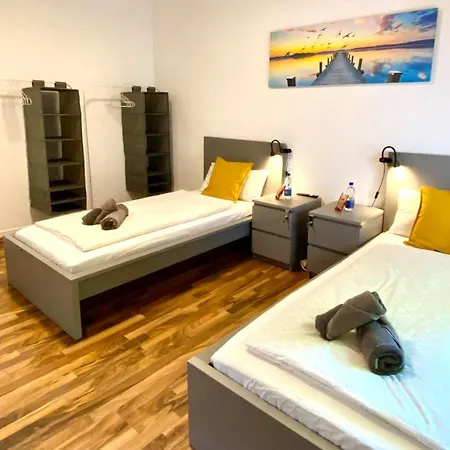 Fuer 2 Bis 11 Personen - Monteure - Gruppen Mit Parkplatz Appartement Niefern-Öschelbronn