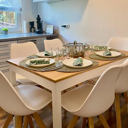 Appartement Fuer 2 Bis 11 Personen - Monteure - Gruppen Mit Parkplatz Niefern-Öschelbronn