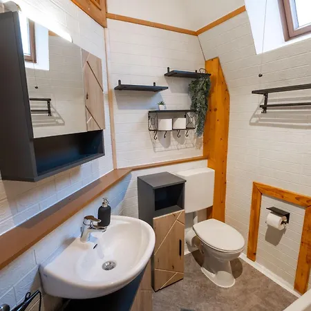 Appartement Fuer 2 Bis 11 Personen - Monteure - Gruppen Mit Parkplatz